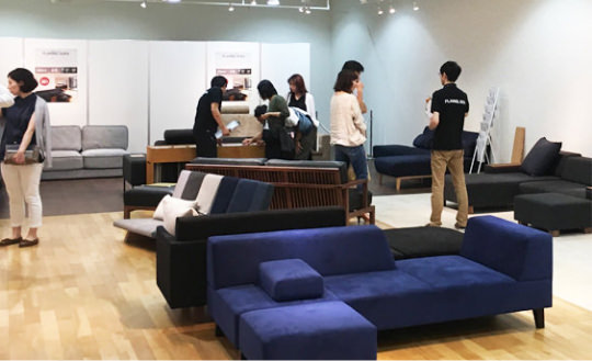 期間限定ソファ展示販売会を全国で開催。