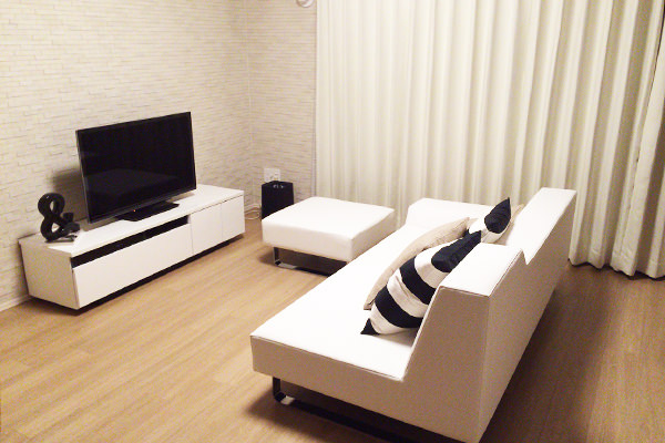 【MEGUMI】FLANNELSOFA PENTA900　グレー ソファライフフォト | ソファ専門店FLANNEL SOFA