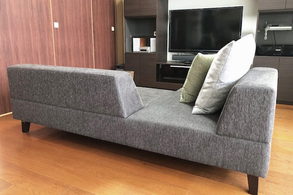 PIVO 3人掛け + PIVO スツール | お客様の声 | ソファ専門店FLANNEL SOFA
