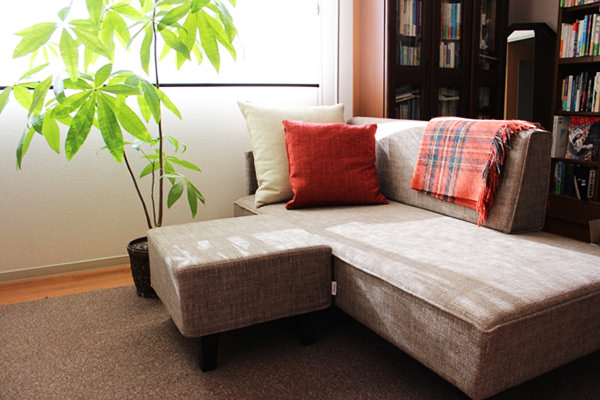 UK 2.5人掛け + OMNI スツール | お客様の声 | ソファ専門店FLANNEL SOFA