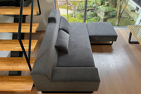 フランネルソファ SIESTA 2.5Pダークグレー FLANNEL SOFA SIESTA 2.5人掛け + SIESTA スツール | お客様の声 | ソファ専門店