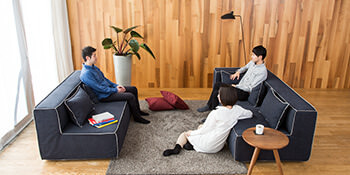 片肘と肘なしのOBRYSコーナーセット