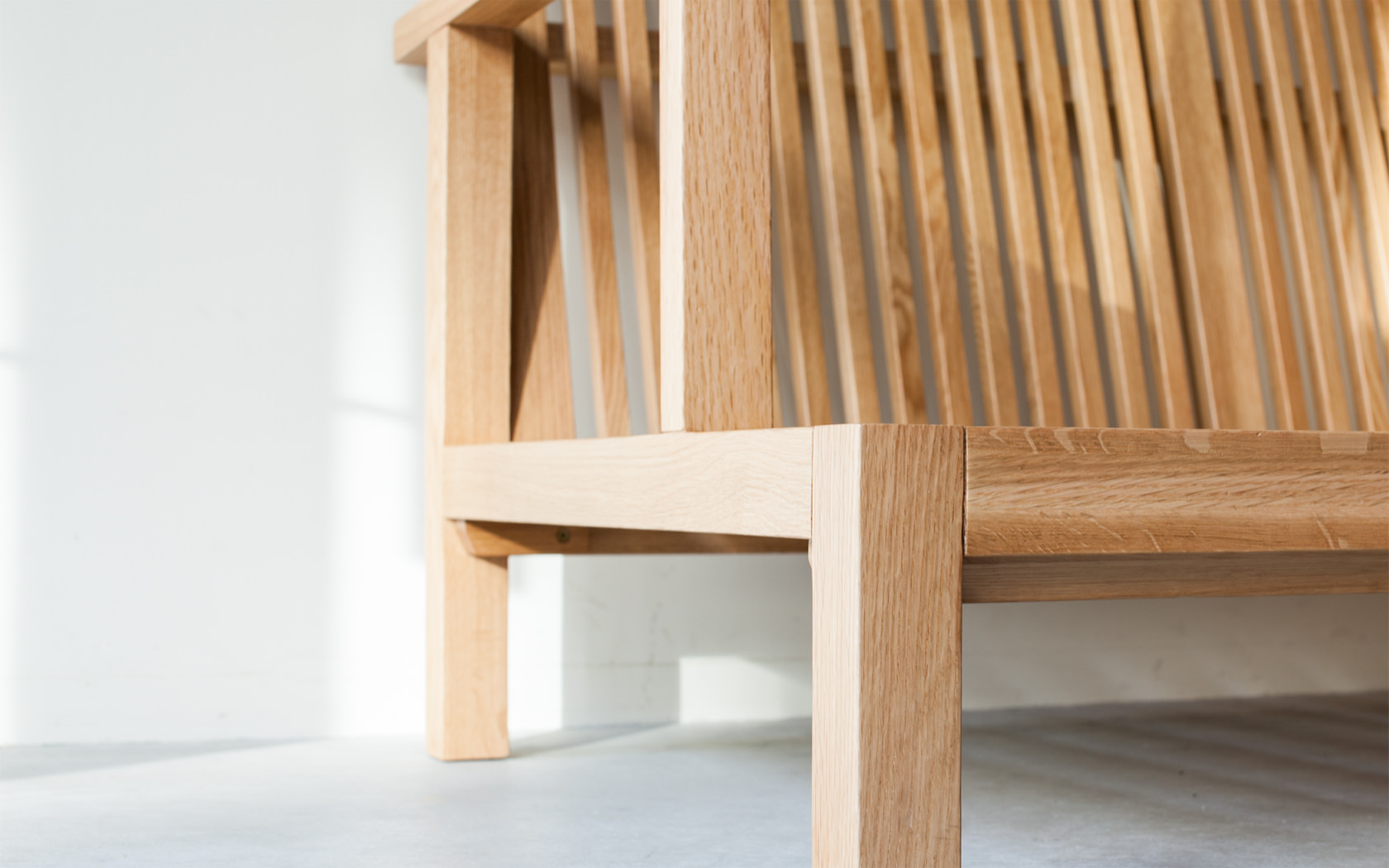 オーク無垢材木フレームの格子の美しいデザインソファ Strand ストランド ソファ専門店flannel Sofa オーク無垢材木フレームの格子の美しいデザインソファ Strand ストランド ソファ専門店flannel Sofa
