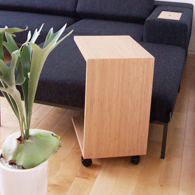 BAMBOO SIDE TABLE 竹集成材テーブル