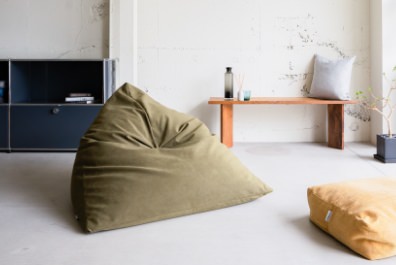 KUPLE CUSHION トライアングル